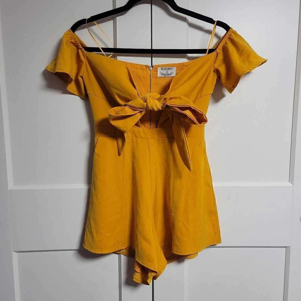 Runaway tie front romper  - Picture 8 of 15